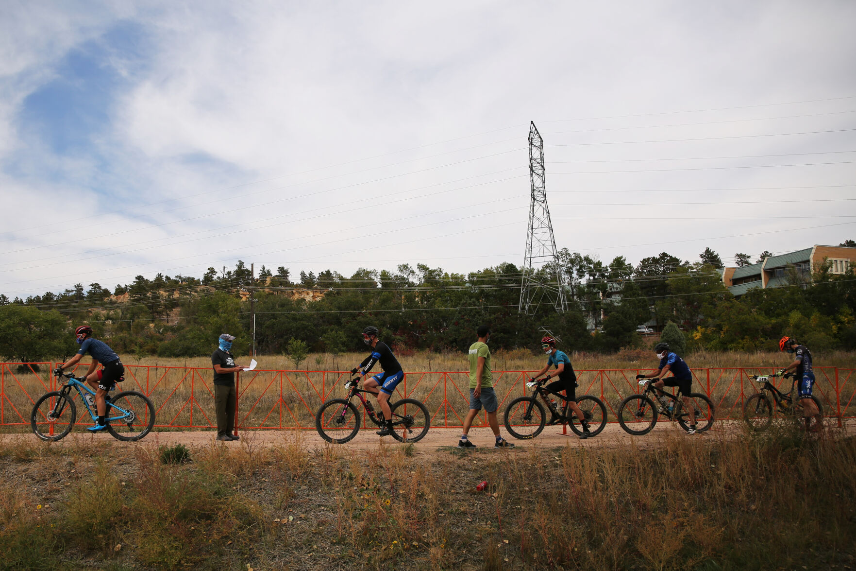 092520-spts-apexbike 8.jpg